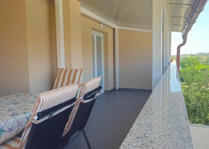 Tia * פובליאנה