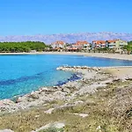 Tia Daire Povljana