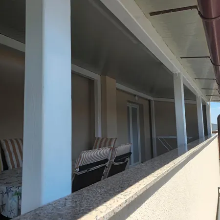 Tia Apartman